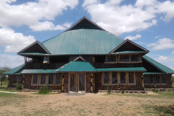 Hotel Zebra Kemang’ore Bush Tented Lodge (Mugumu)